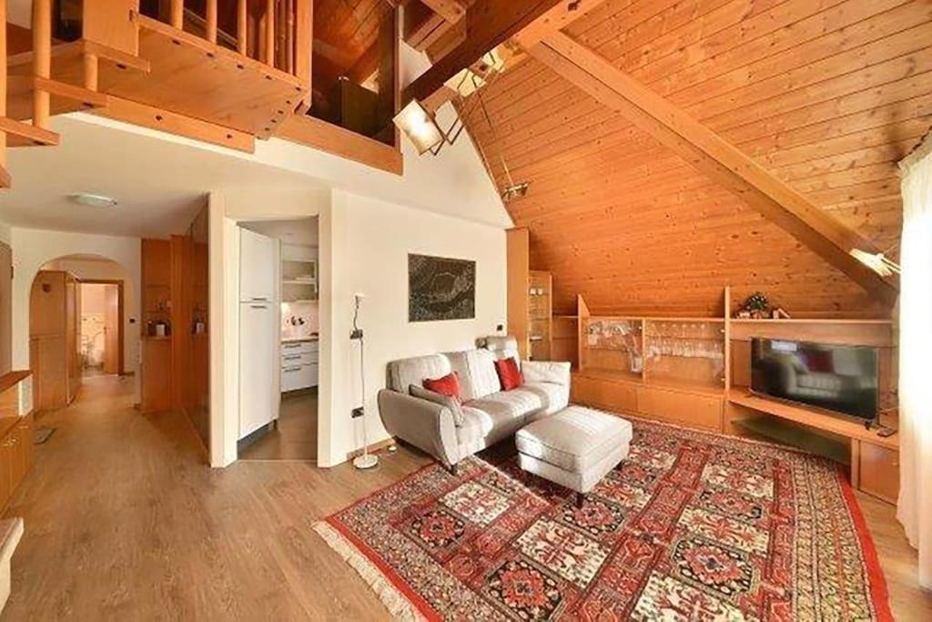 Penthouse In The Centre Appartement Meran Buitenkant foto